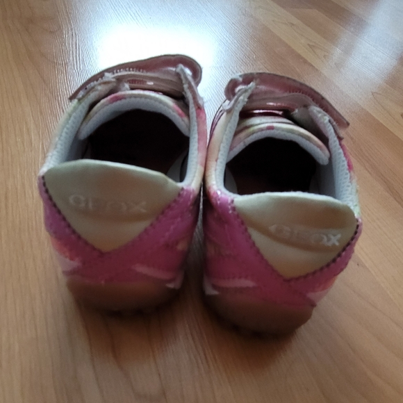 GEOX Respira Sport Girls US 10 EUR 27 Sneakers Pink Floral Leather Flat Shoes - Picture 10 of 12